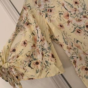 Floral Dress, sleeve with slits